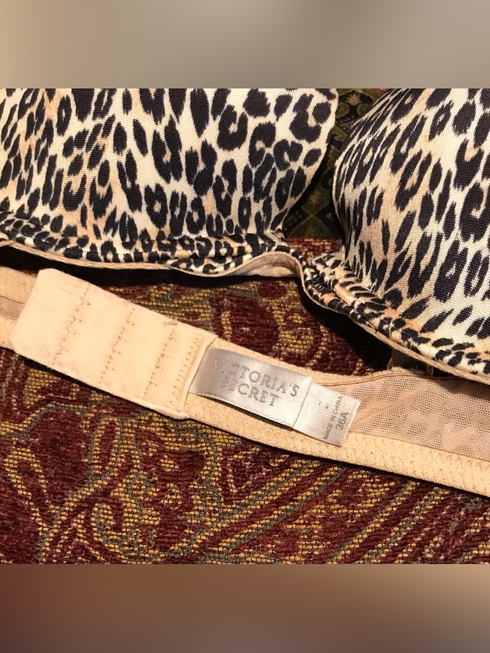 Victoria's Secret Leopard Print T-Shirt Bra - Beige/Black 36A